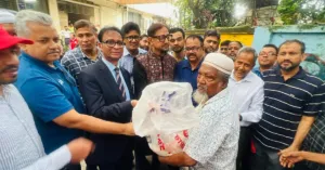 দুর্যোগে মানবিকতার উজ্জ্বল দৃষ্টান্ত চট্টগ্রাম সিটি রেড ক্রিসেন্ট: আব্দুস সালাম